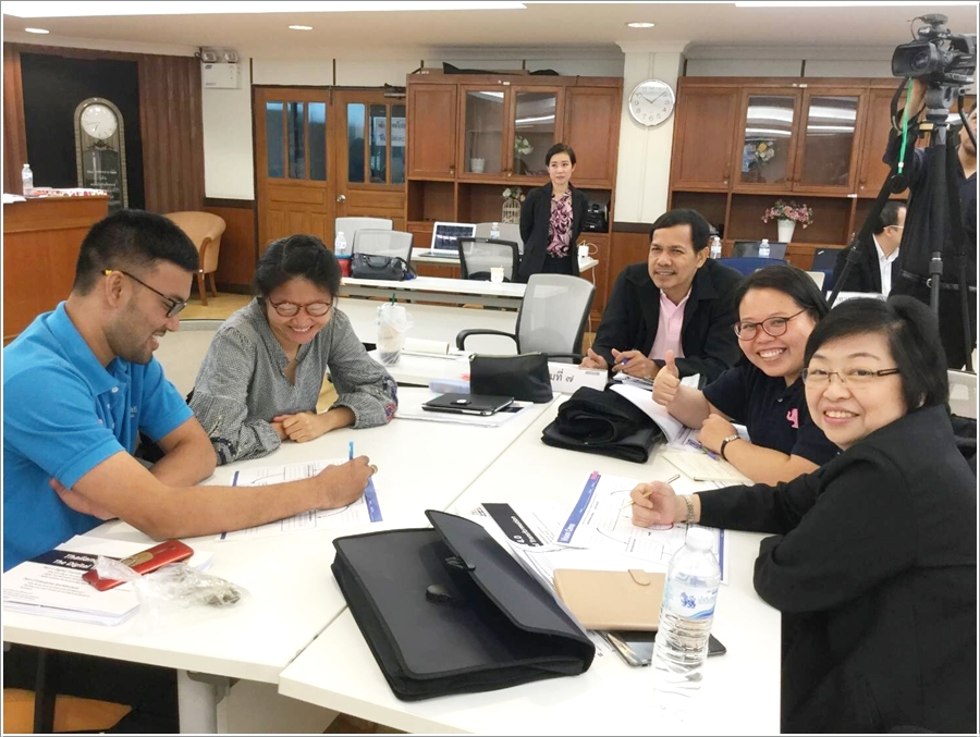 ﻿กรมบังคับคดีเข้าร่วมโครงการพัฒนาต้นแบบการสร้างและพัฒนากำลังคนภาครัฐเชิงกลยุทธ์เพื่อการไปสู่ดิจิทัลไทยแลนด์ ประจำปีงบประมาณ พ.ศ. 2561